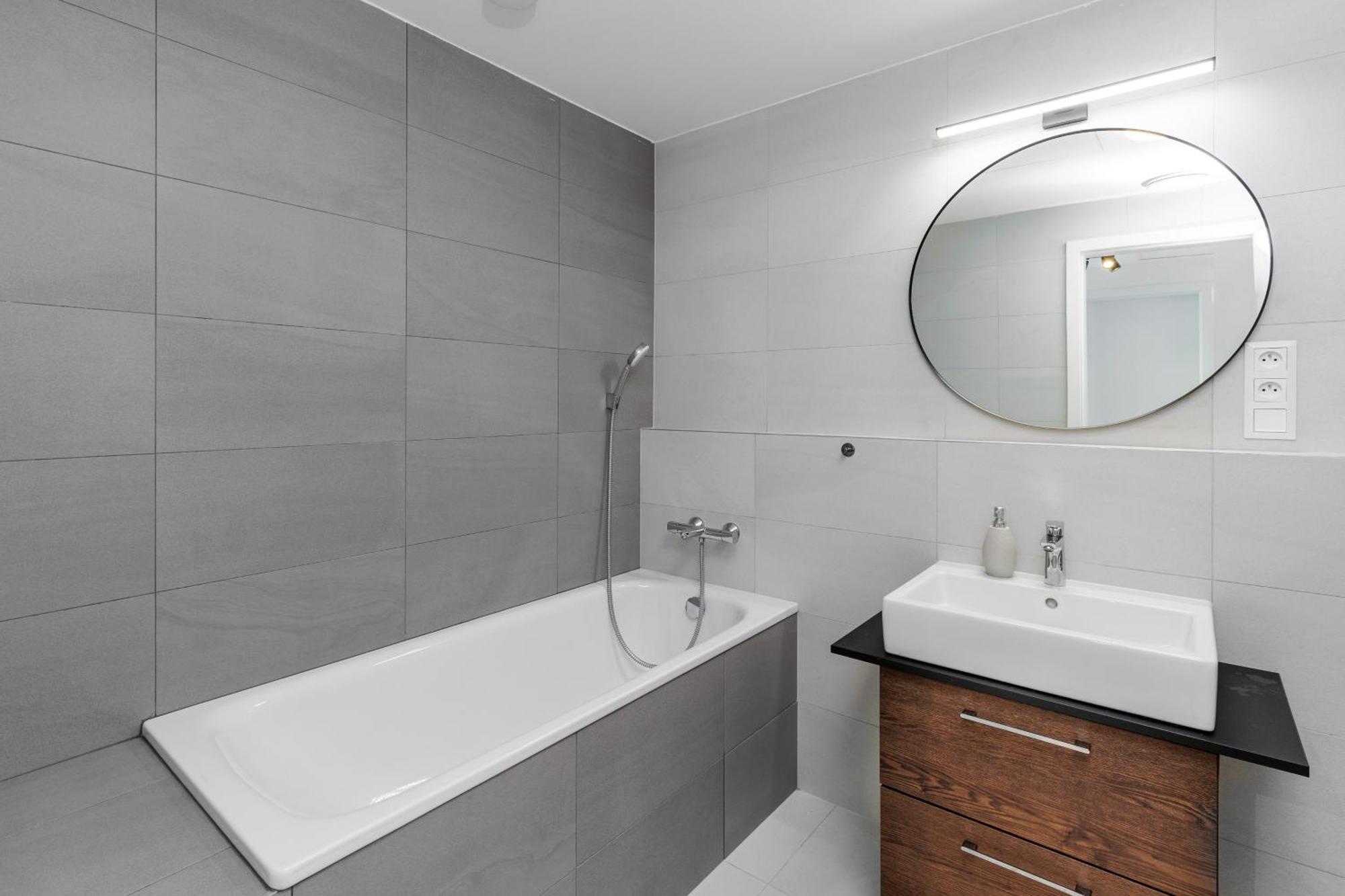 Sky Park 1 - Luxurious #Instaworthy Apartment In Downtown City Center With Included Parking, Best Address In Town Bratysława Zewnętrze zdjęcie