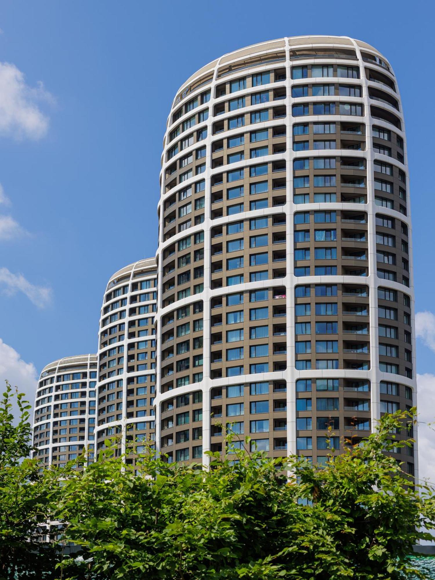 Sky Park 1 - Luxurious #Instaworthy Apartment In Downtown City Center With Included Parking, Best Address In Town Bratysława Zewnętrze zdjęcie